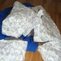 Analog snowboard pants and hoodie destruction